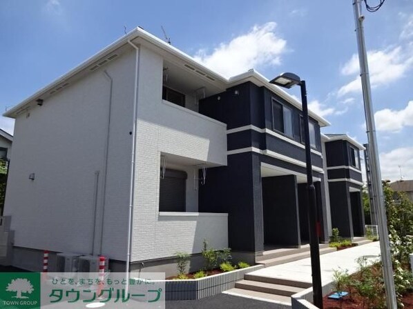 リズ・プラトリーの物件外観写真